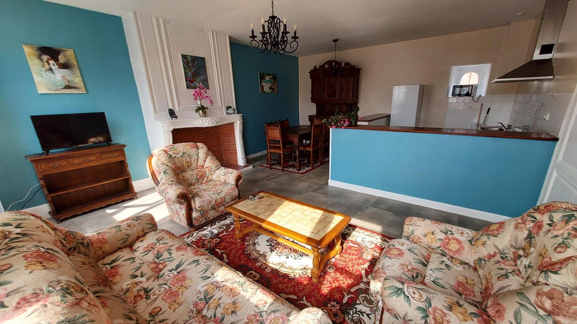 Les Gites Du Chateau Chateaumeillant Bagian luar foto